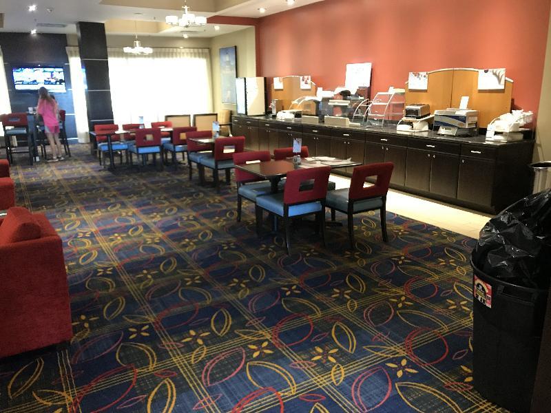 Holiday Inn Express And Suites Columbia University Area By Ihg Eksteriør billede